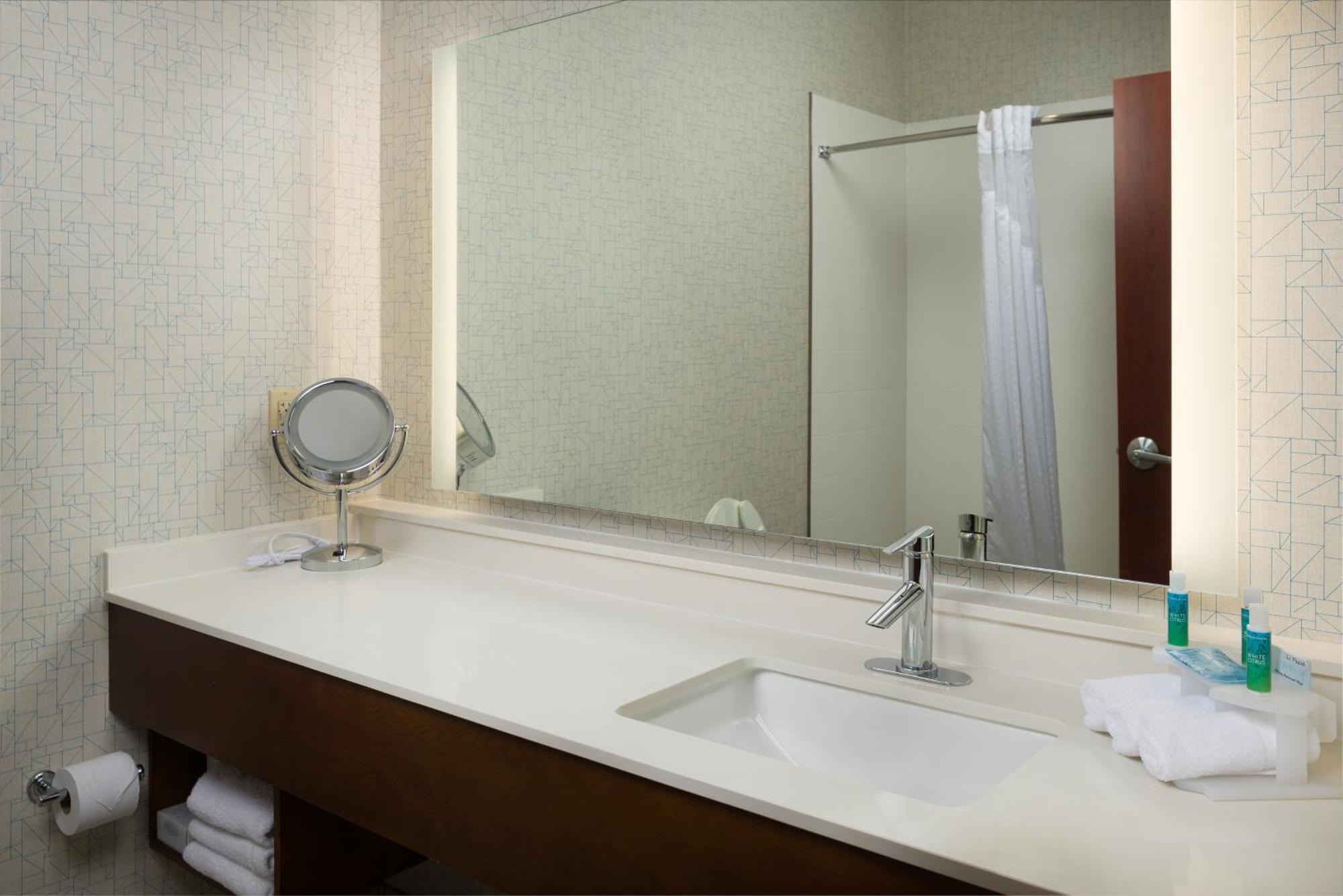 Holiday Inn Express Independence - Kansas City By Ihg Εξωτερικό φωτογραφία