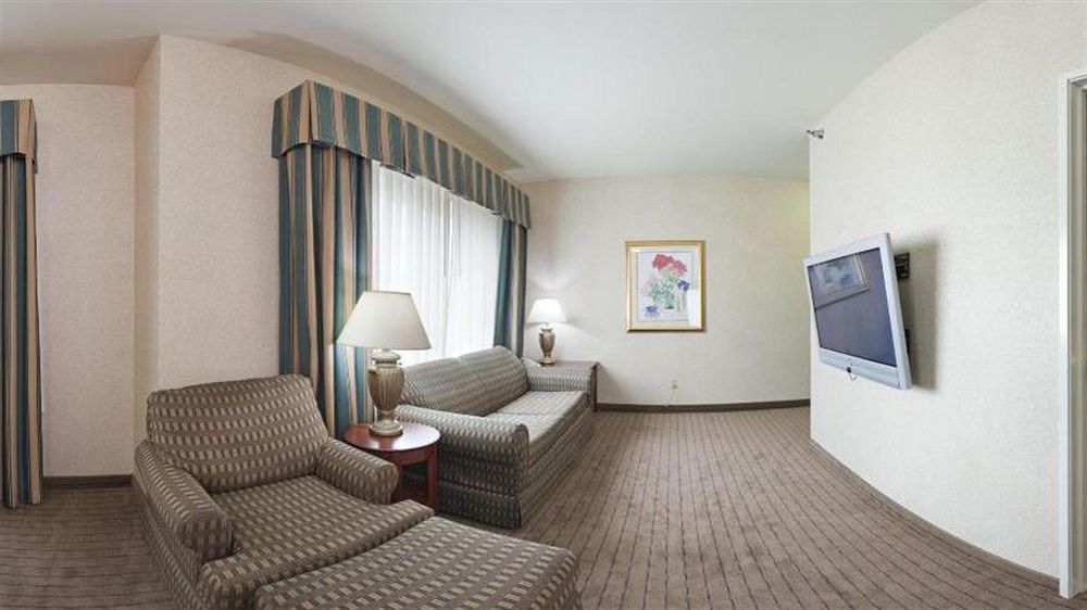 Holiday Inn Express Independence - Kansas City By Ihg Εξωτερικό φωτογραφία