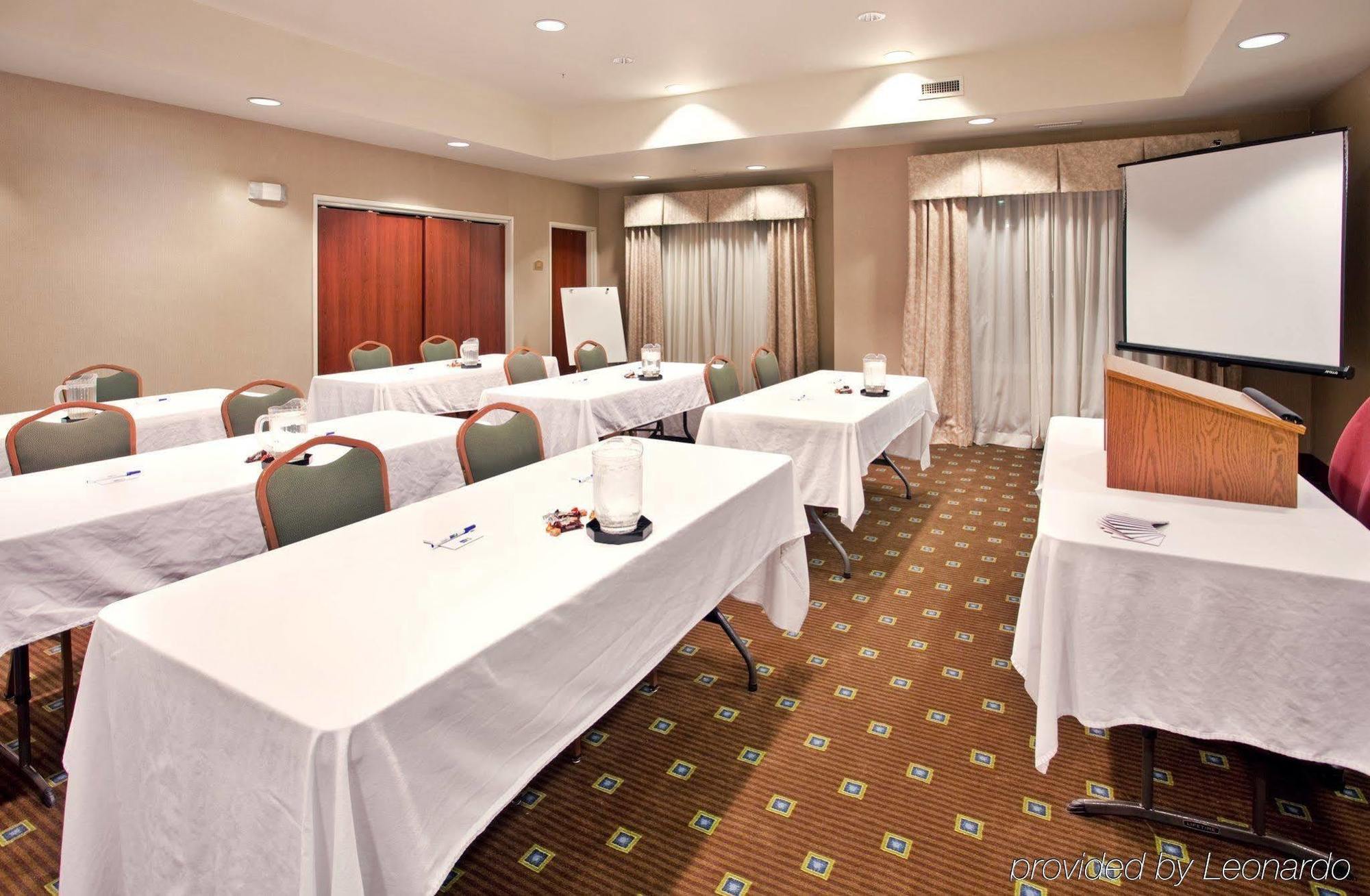 Holiday Inn Express Independence - Kansas City By Ihg Εξωτερικό φωτογραφία
